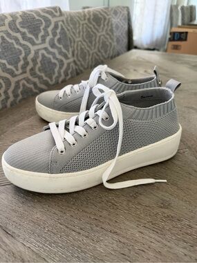 Steve Madden Light Gray Knit Platform Sneakers - Lace Up